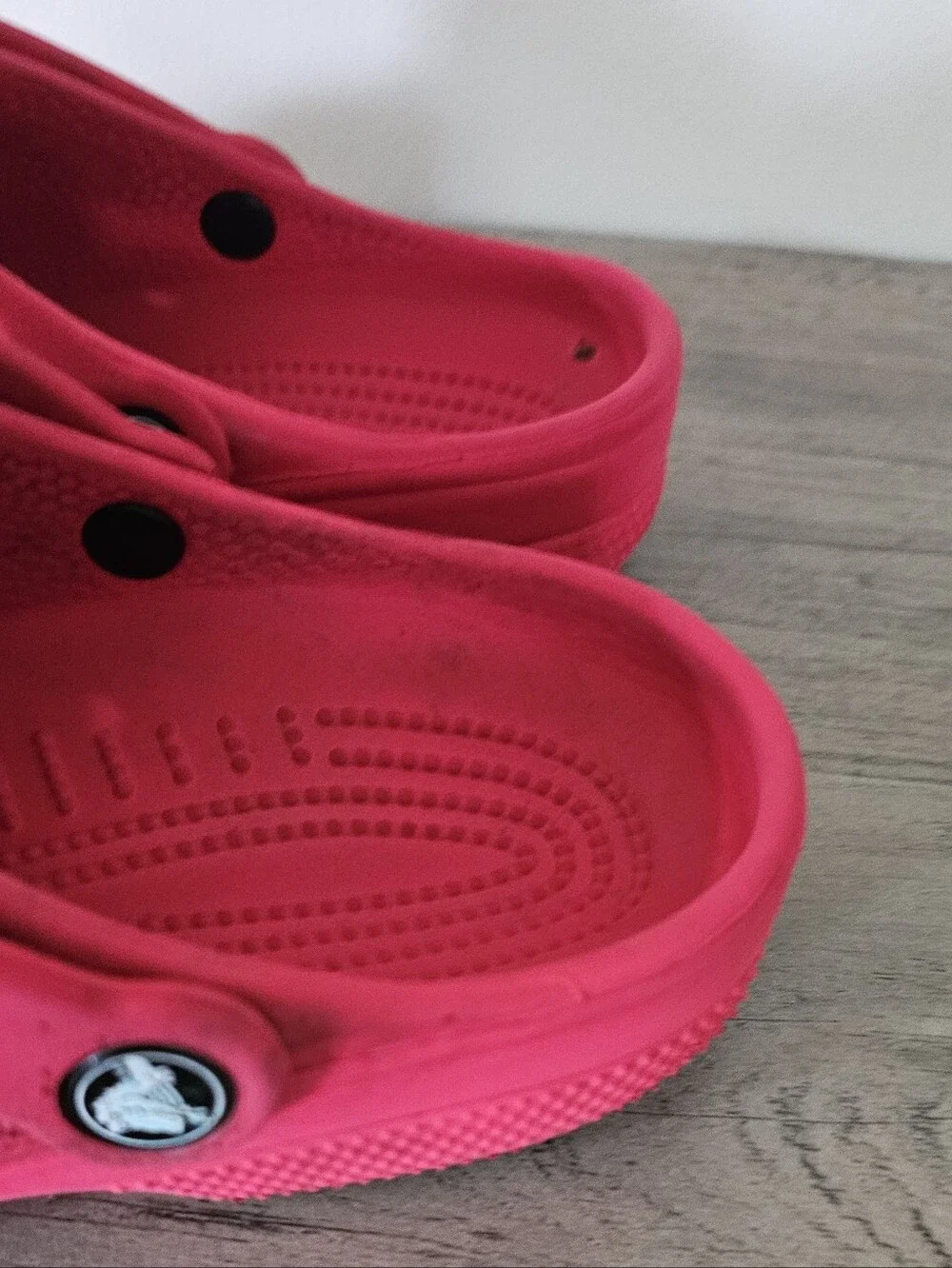 CROCS Kids Varsity Red Classic Clog Charms Boy J 2